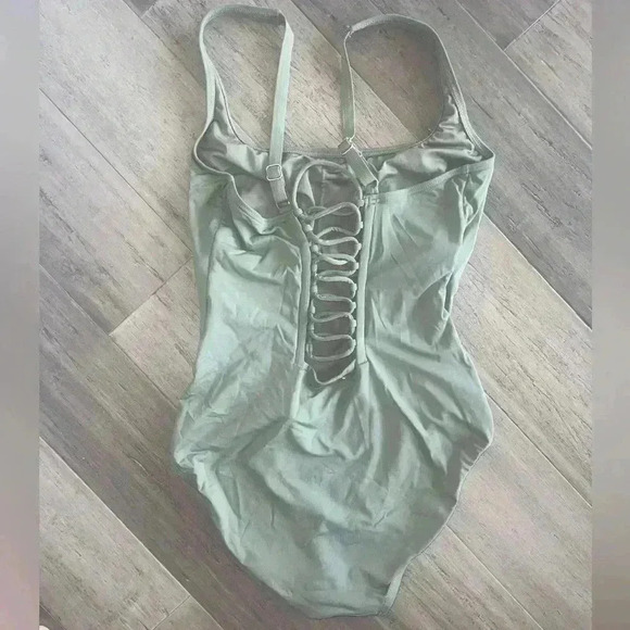 Michael Michael Kors One piece Swimsuit - Picture 2 of 4